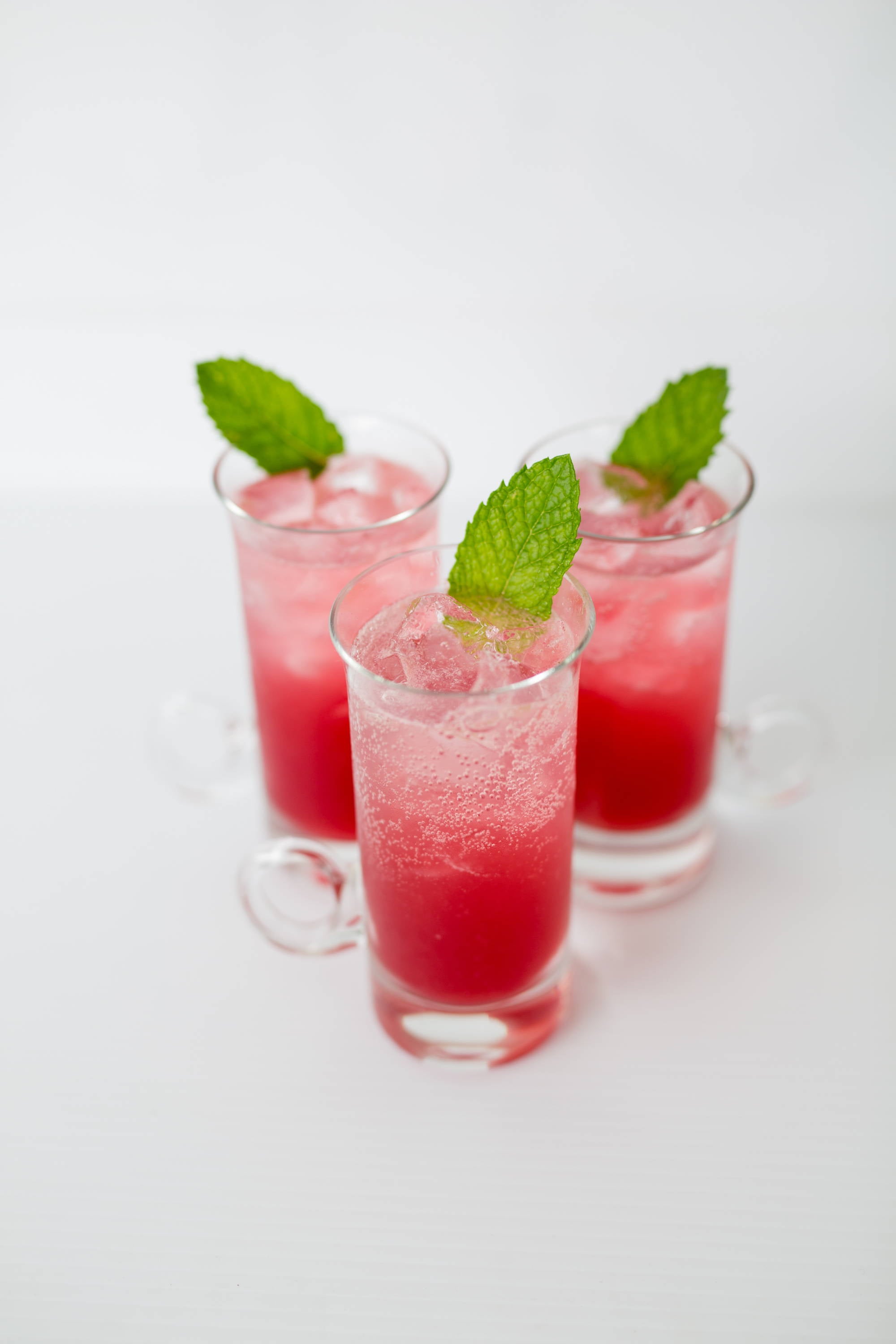 Our Favorite Non-alcoholic Mocktail Recipes